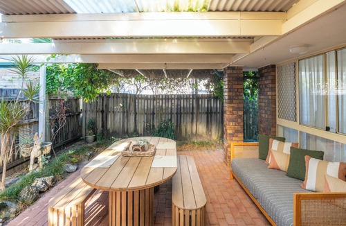 Burleigh Heads House | Burleigh Heads Home away from Home.