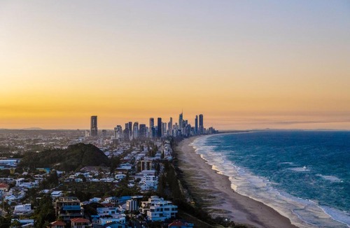 Miami Apartment | Burleigh Surf Apartments