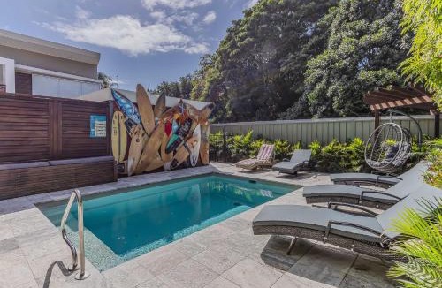 Byron Bay House | Byron Sunrise - 4 BR retreat with heated pool