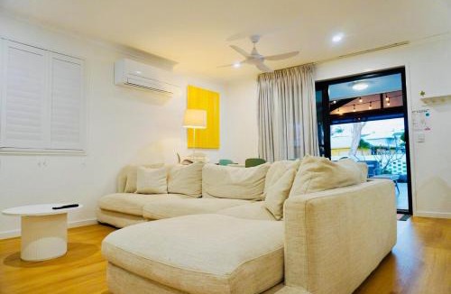 Bogangar House | Cabarita Beach Family Retreat - Walk to Sand