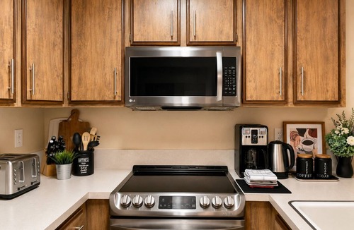 Mammoth Lakes Condo | Canyon Lodge CHAMONIX Condo. Minutes Walk From Lifts.