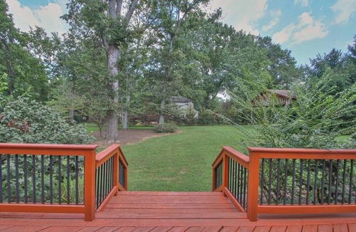 Green Hills House | Charming 4-bedroom estate with AC and high-speed Wi-Fi in Nashville!