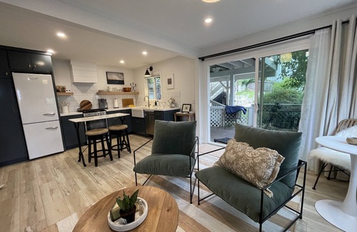 South Laguna Cottage | Chic Laguna retreat! Steps to beach, designer-furnished, with ocean-view yard.