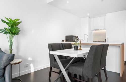 Fortitude Valley Apartment | City Escape with Balcony & Resort-Style Amenities