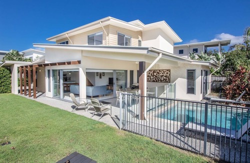 Kingscliff Apartment | Coastal charm on Casuarina Way with a pool!