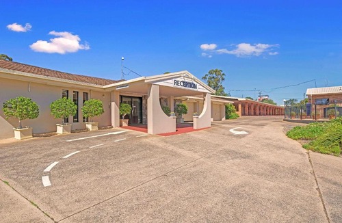 Kearneys Spring Hotel | Comfort Inn Glenfield
