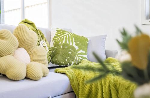 Deebing Heights House | Comfy Home in Deebing Heights