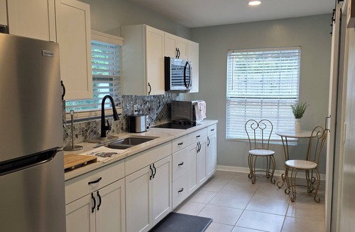 Arlington Apartment | Cozy 1-bedroom apartment in Jacksonville with AC
