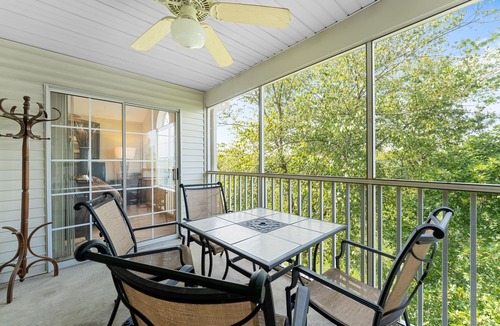 Branson Condo | Cozy Condo In the Heart of Branson! This Unit is Perfect for a Relaxing Vacay