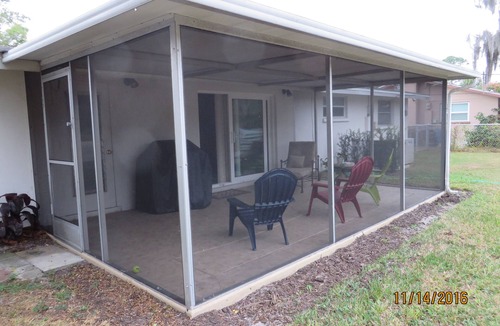 Gulf Gate Estates House | Cozy cottage in Gulf Gate to relax year-round in beautiful Sarasota.