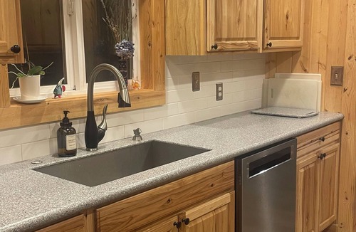 Ardenvoir House | Cozy home on the Entiat river perfect for families. Entiat Wa