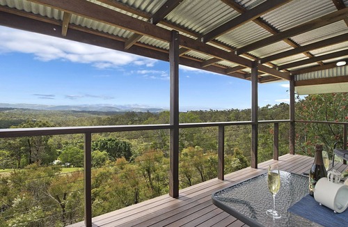 Kobble Creek Cottage | Currawong Cottage Hill Top