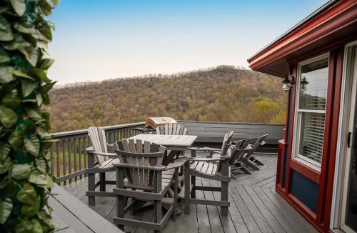 Seven Devils House | Devil's Lookout