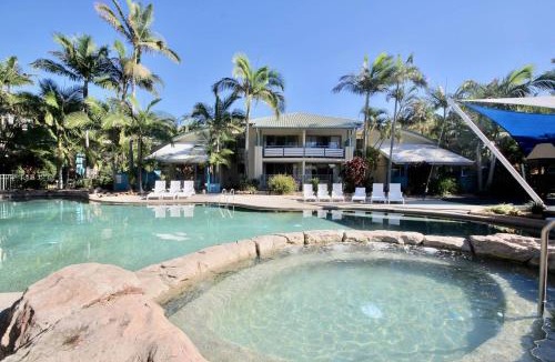 Mermaid Beach Apartment | Diamond Beach Resort, Poolside Villa #40