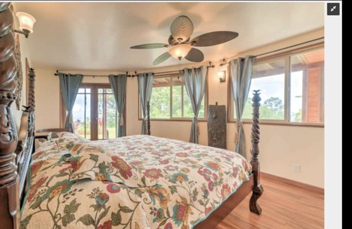 Honomu House | Discounted! Family getaway with Wide Ocean/Mountain Views and Private Waterfall!