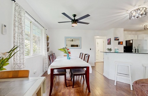 Kapoho House | Dog-friendly home near the ocean with lanai, washer/dryer, desk and Free Wifi