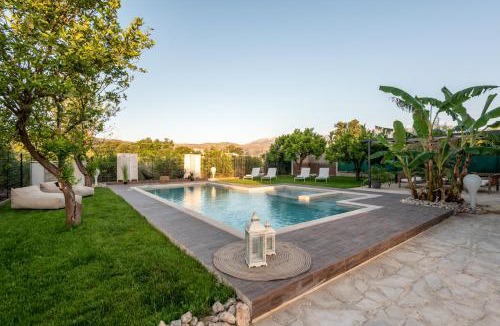 Alikianos Apartment | Elenas Village House - Love apartment with Pool and Terrace