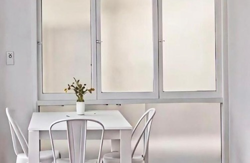 Highgate Hill Apartment | Entire New renovated 2bedrm unit next to southbank