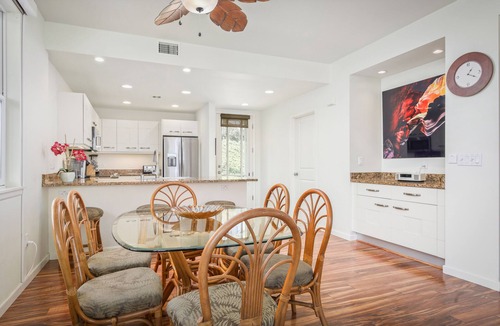 Kahaluu-Keauhou House | FULLY RENOVATED UNIT. 3 BDRM, 3 BATH SLEEPS 8. PERFECT FOR GRANDPARENTS