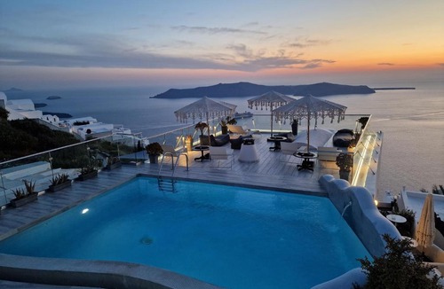 Imerovigli Apartment | Galaxy Suites & Villas