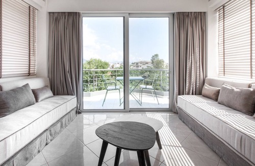 Kalamata Hotel | Garden City Resort