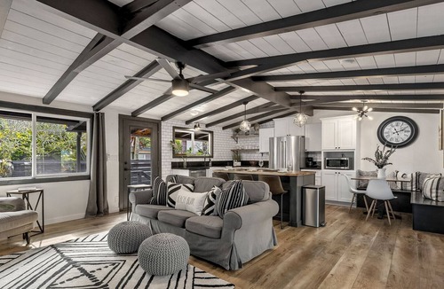 Waialee House | Get ready to escape to Oahu’s fabled North Shore!