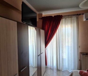 Drama House | Giotas House-free parking
