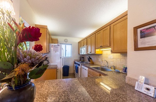 Kihei Condo | Gorgeous Oceanfront Condo Steps From The Beach, Air Conditioned, Free Wi-Fi