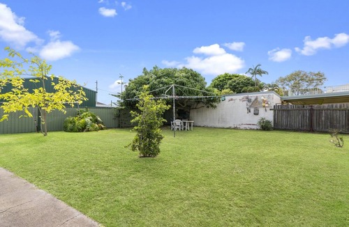 Bellara House | Grandads Beach House