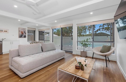Palm Beach Apartment | Grevillea on the Beach