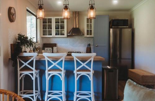 Bunburra House | Gumtop - Luxury Farmhouse Cabin