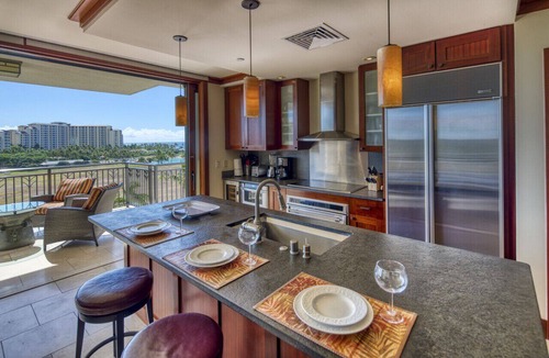 Ko Olina Condo | Hale Healani B-705 Stunning Views of the ocean: Sept. Special Book 7 nights get 1 night free.