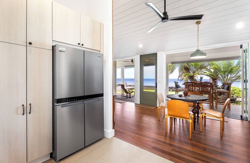 Kahaluu Bay House | HALE ONA LOA: DIRECT OCEANFRONT, GATED, ICONIC OCEANFRONT LUXURY WITH POOL