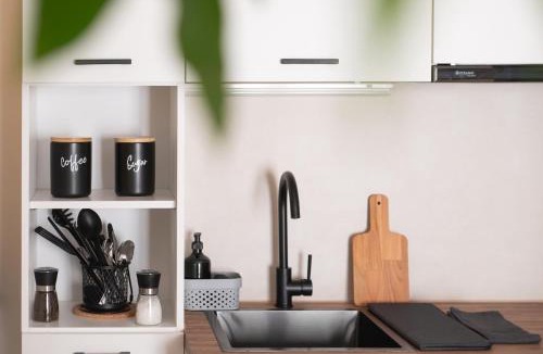 Xanthi Apartment | Harmony Central Stay with Parking - Meno Homes 6A