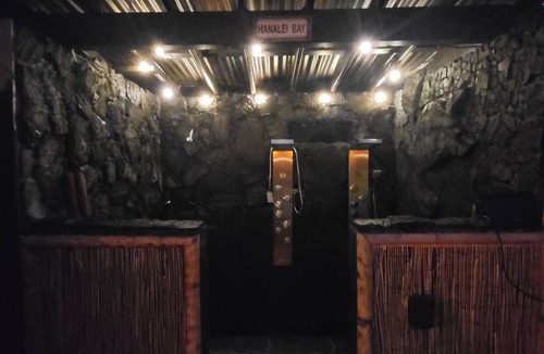 Fern Forest House | Hawaiian Naturist Park. Clothing optional bed and breakfast. Cabin 1