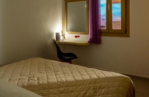 Oia Apartment | Heart of Oia - Private house with Jacuzzi