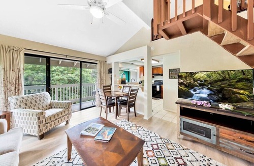 Princeville Hotel | Heavenly Kauai Destinations Hale Moi near Hideaway beach side A
