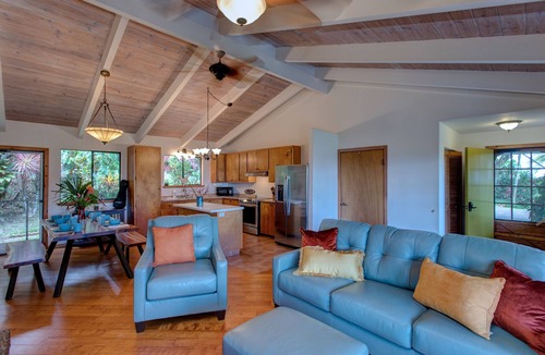 Ninole House | Home with Ocean Views Along the Hamakua Coast
