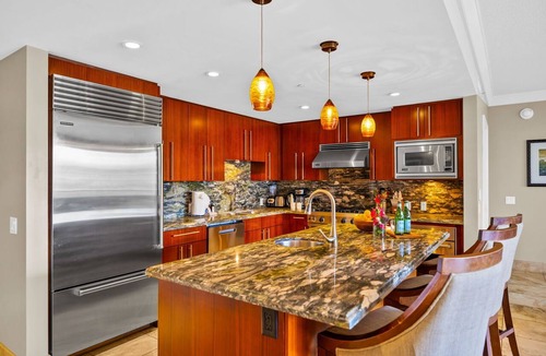Kaanapali Condo | Honua Kai | Ocean View 3 BR Sleeps 8 | Car Incl. w/6+ Nights | HKH-203 by KBM