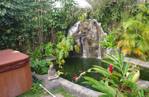 Waimanalo Beach House | House that has it all, Hot Tub, Kayaks, Surf Boards, Snorkeling gear & more