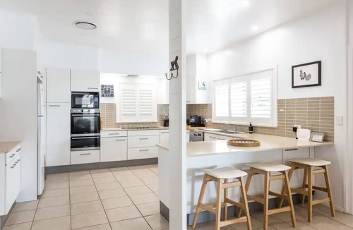 Yamba House | Huge Beach House in 5 star location