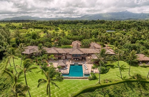 Kilauea House | Impeccable estate on 15 acres with private pool, jacuzzi, private beach, gym and much more!