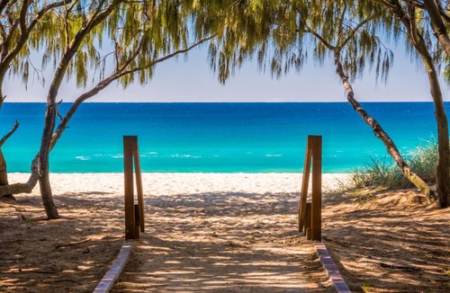 Broadbeach Apartment | Island Beach Resort