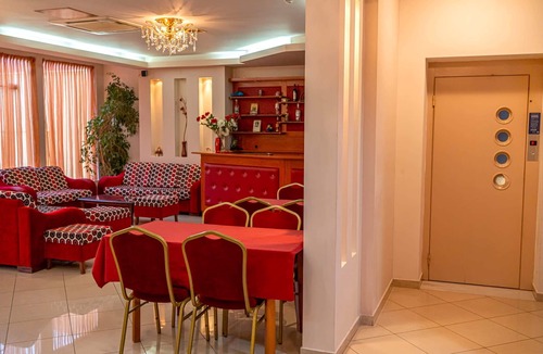 Elassona Condo | Jayne’s Rooms - Central Single Nest in Elassona