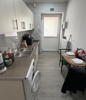 Drama Apartment | JennyHouse