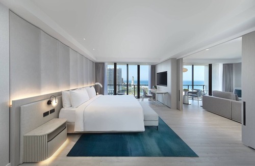 Surfers Paradise Hotel | JW Marriott Gold Coast Resort & Spa
