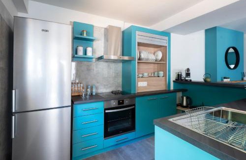 Kalamata Apartment | Kalamata Center Ground Floor 2BR Apt with Small Yard & 1Gbps Fiber