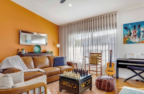 Skennars Head House | 'Karibu' - Lovely Pool & only 5 min's to Beach - Family & Pet friendly