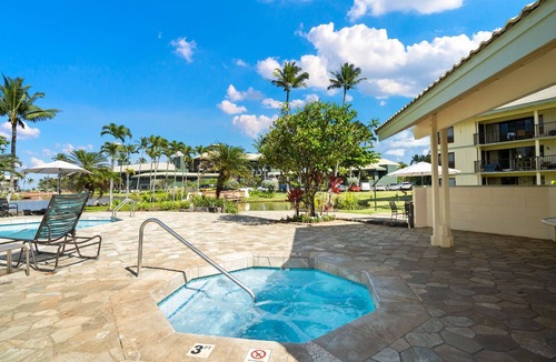Hanamaulu Condo | Kauai Beach Villas F-7 A/C & Oceanfront Lanai