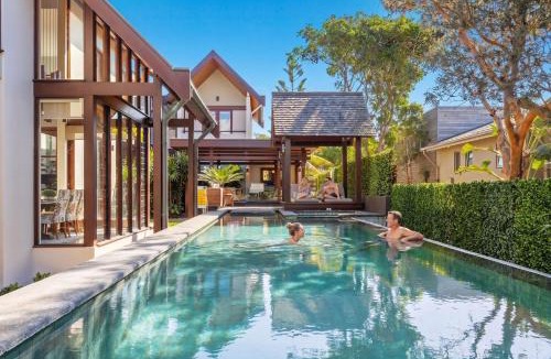 Kingscliff House | Kingscliff Balinese Beachfront Retreat
